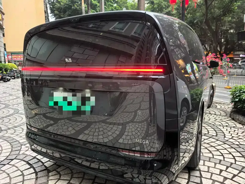 Li Auto MEGA 2024 из CN, фото 10