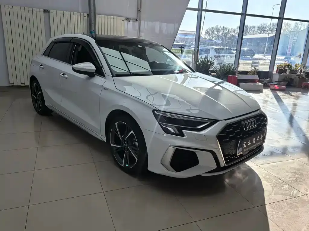 Audi A3 — фото 2