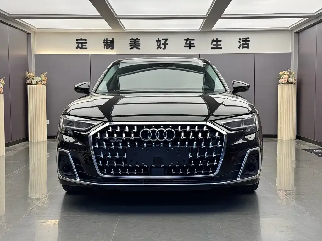 Audi A8 2023 из CN, фото 7