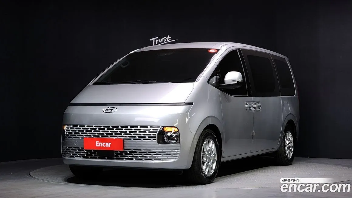 Hyundai Staria 2023 из KR, фото 1