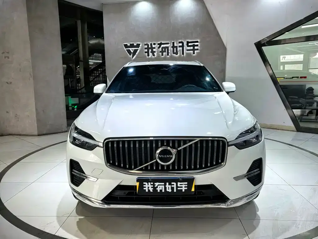 Volvo XC60 2023 из CN, фото 3