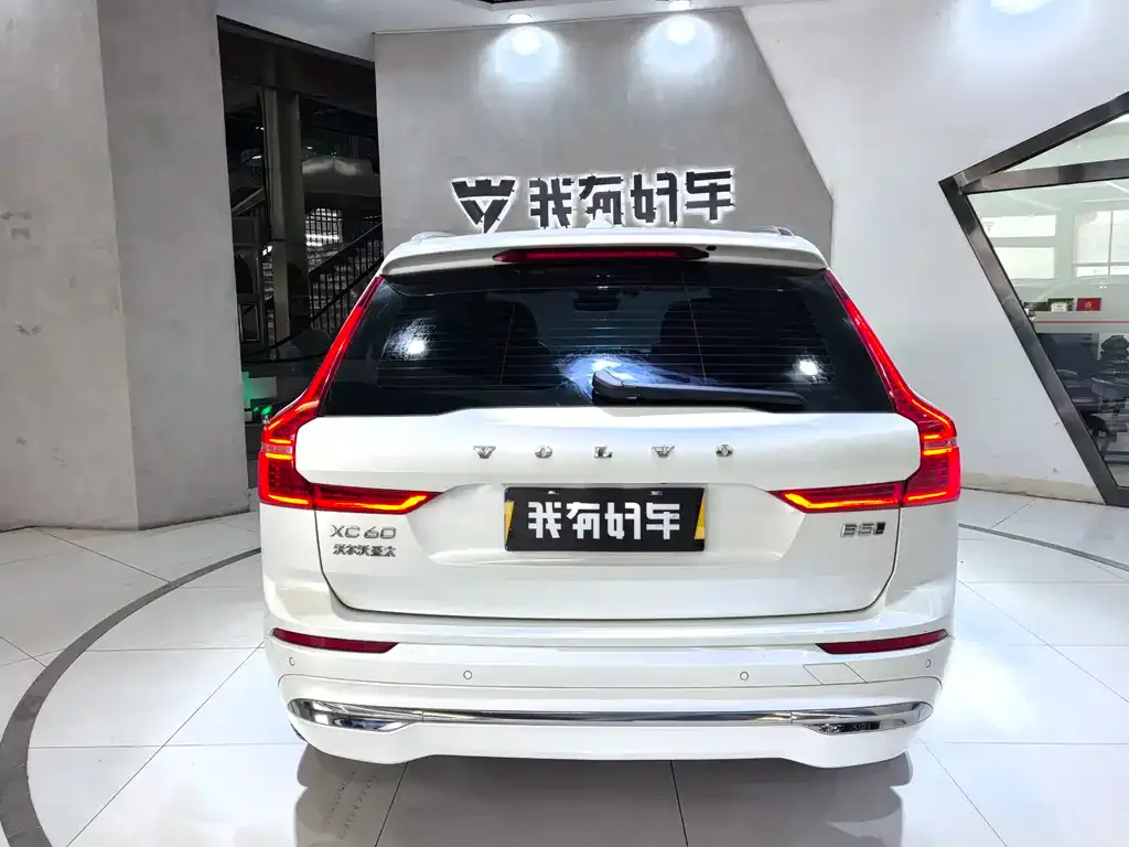 Volvo XC60 2023 из CN, фото 5