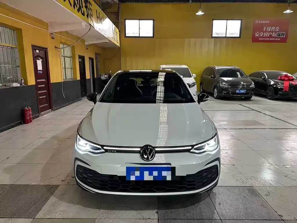Volkswagen Golf GTI 2023 из CN, фото 5