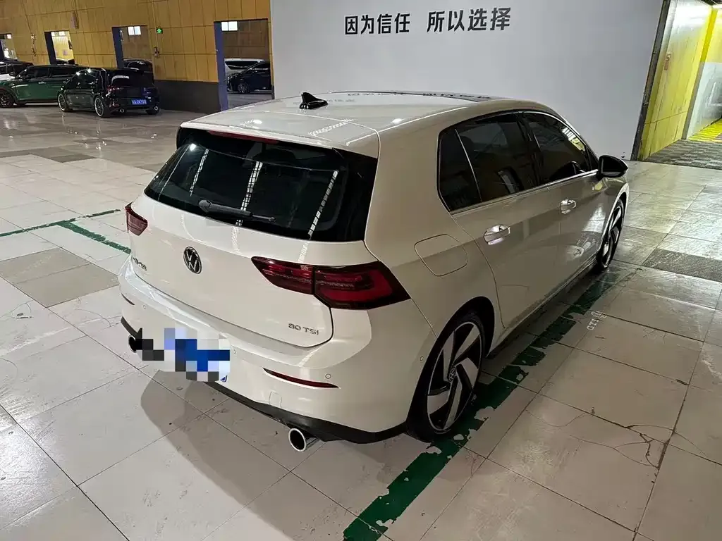Volkswagen Golf GTI 2023 из CN, фото 7