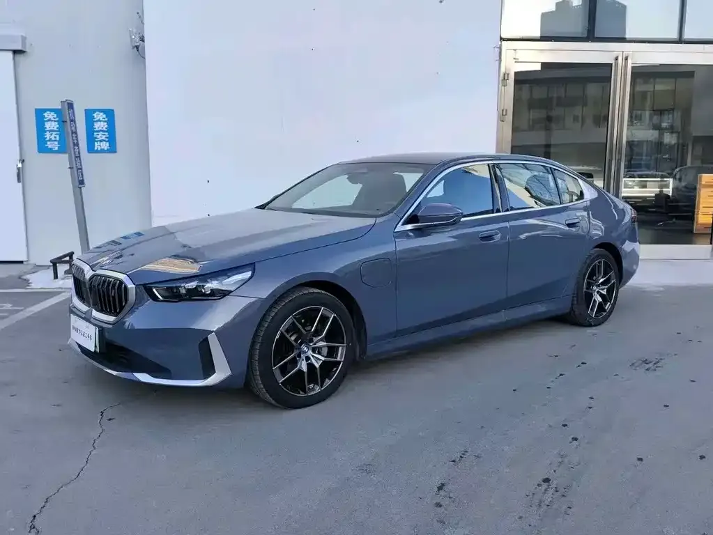 BMW i5 2025 из CN, фото 1