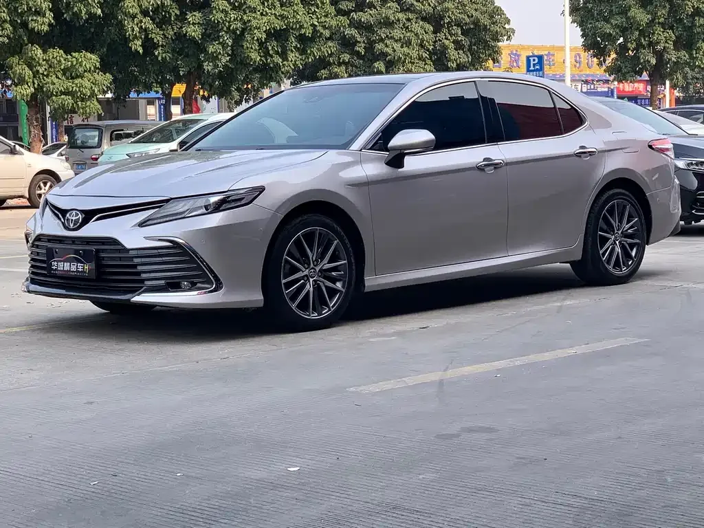 Toyota Camry 2022 из CN, фото 1