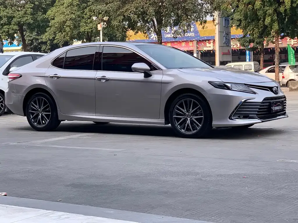Toyota Camry 2022 из CN, фото 7