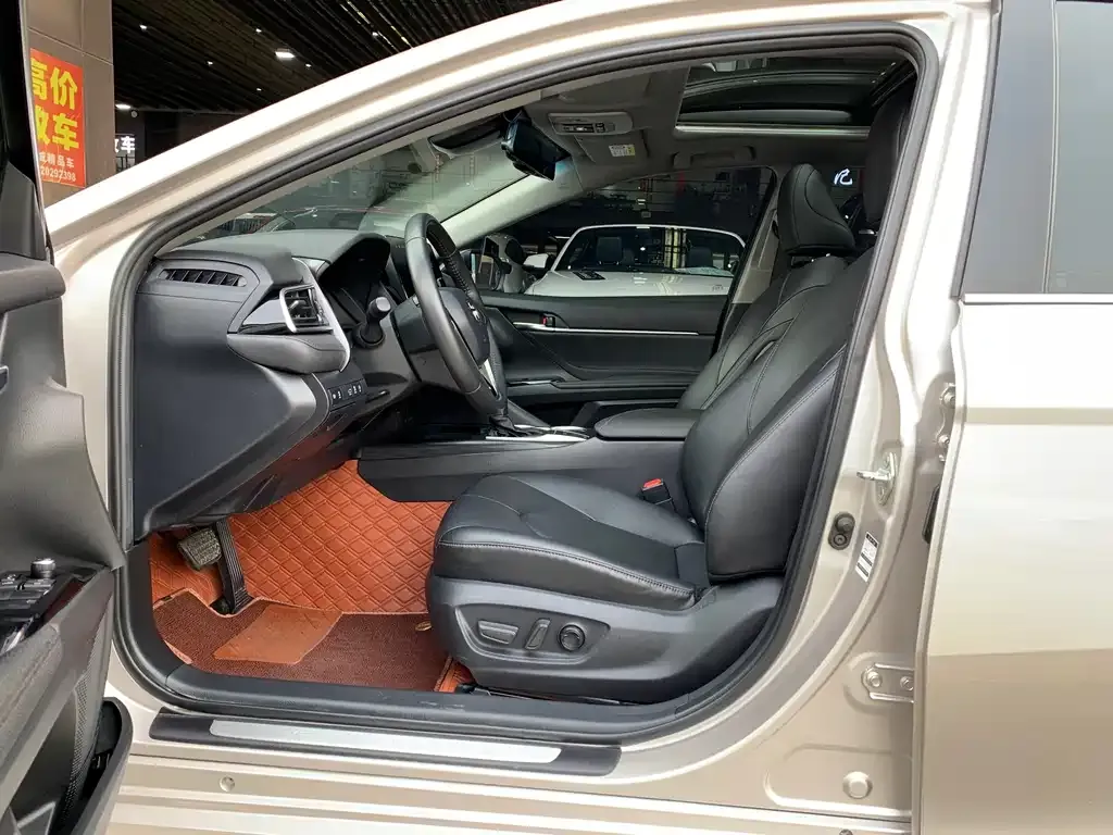 Toyota Camry 2022 из CN, фото 6