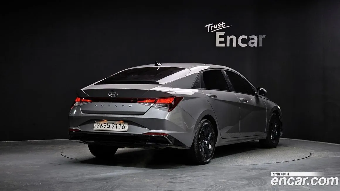 Hyundai AVANTE — фото 3