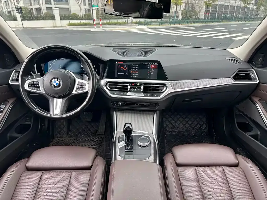 BMW 3 Series 2022 из CN, фото 7