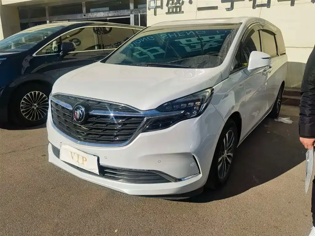 Buick GL8 2021 из CN, фото 1