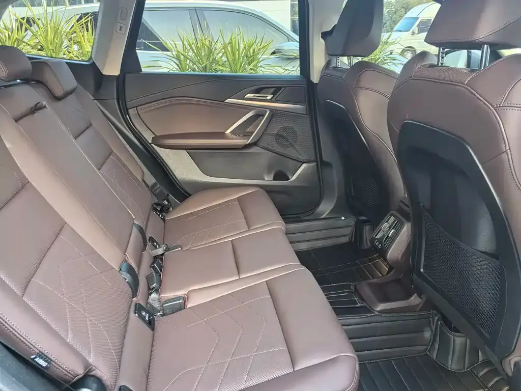 BMW X1 2024 из CN, фото 7