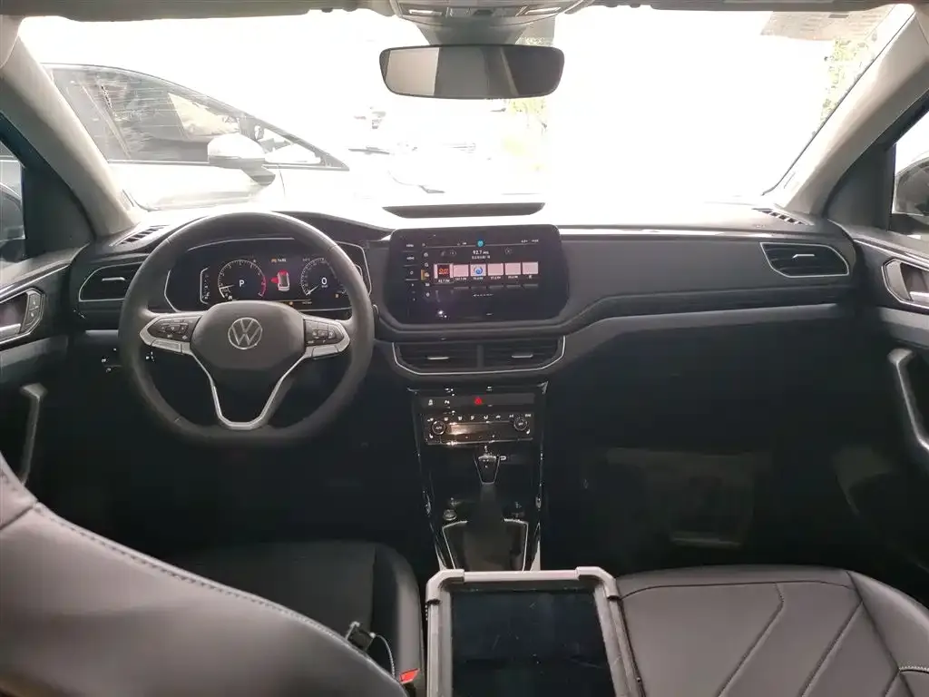 Volkswagen Tharu 2024 из CN, фото 7