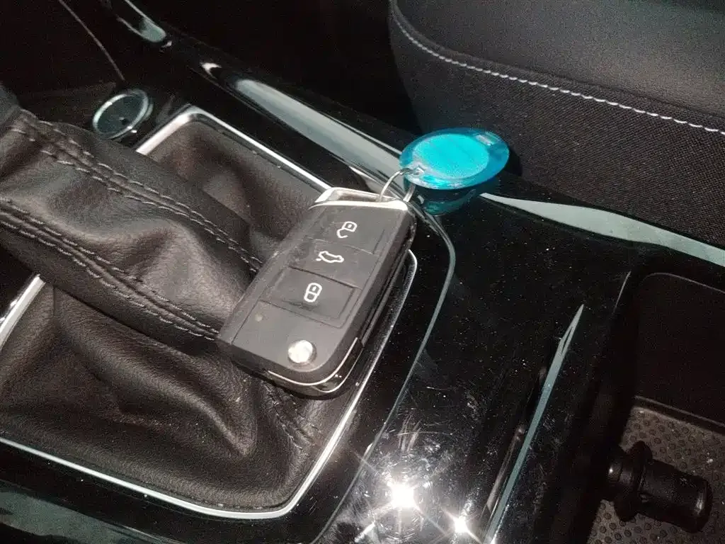 Volkswagen Tharu 2024 из CN, фото 9