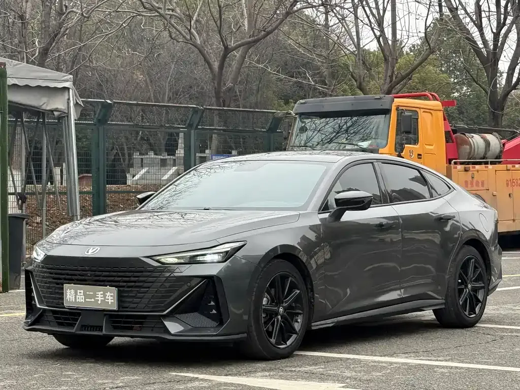 Changan UNI-V 2023 из CN, фото 1