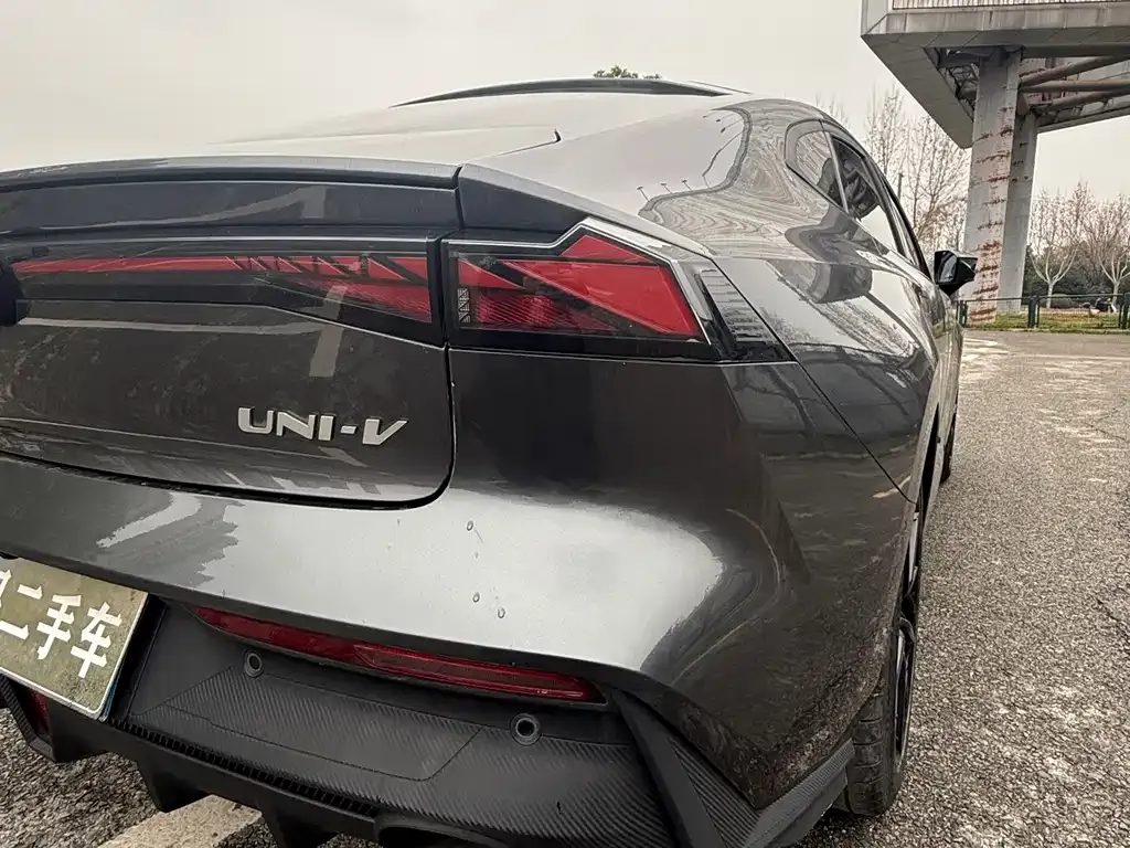 Changan UNI-V 2023 из CN, фото 9