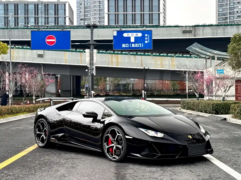 Lamborghini Huracan 2022 из CN, фото 9