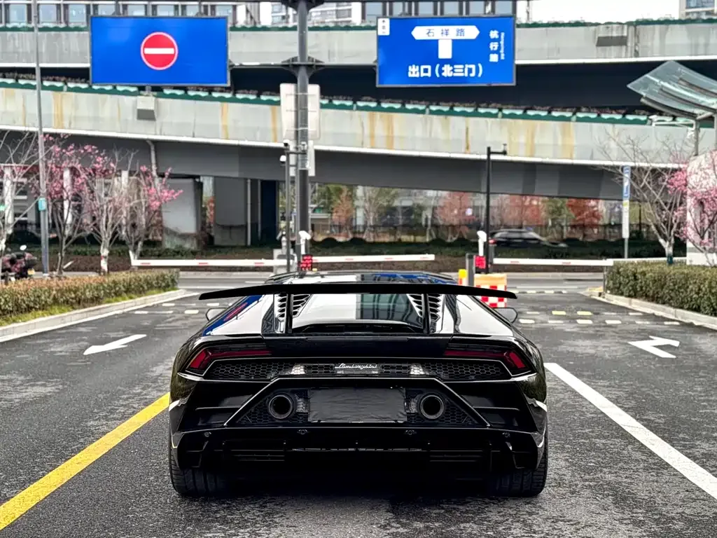 Lamborghini Huracan 2022 из CN, фото 6