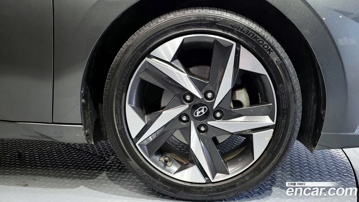 Hyundai AVANTE — фото 5