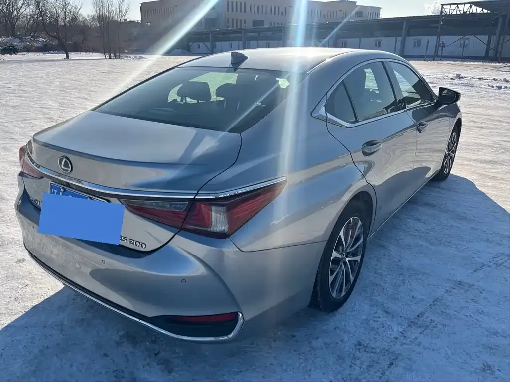 Lexus ES 2023 из CN, фото 9