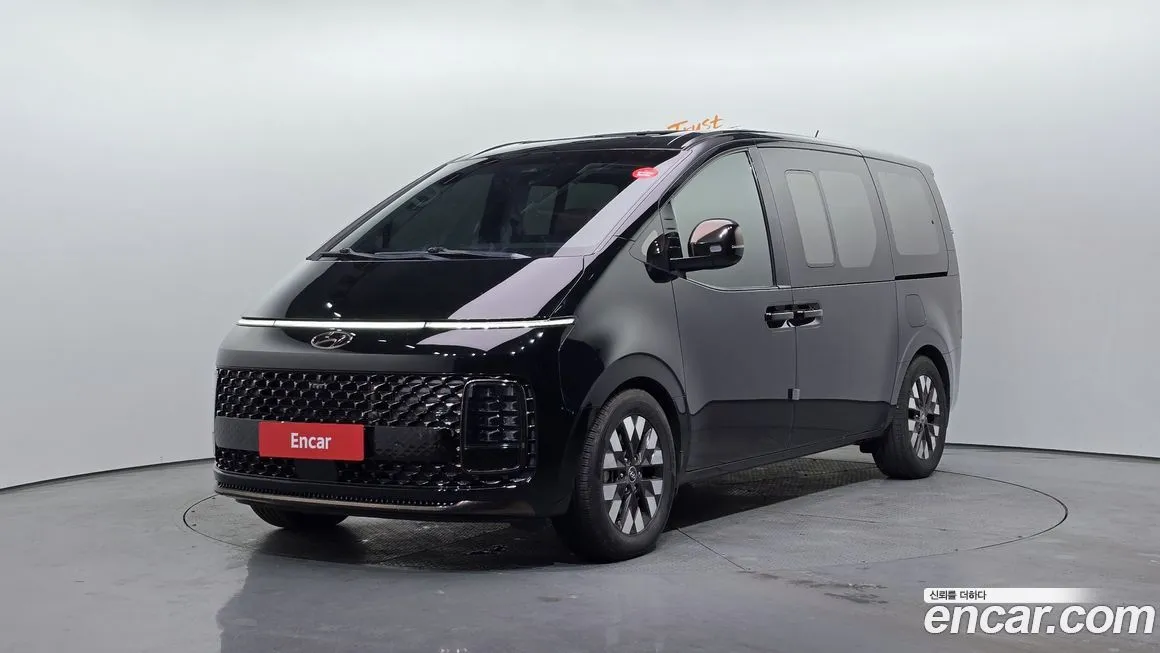 Hyundai Staria 2022 из KR, фото 1
