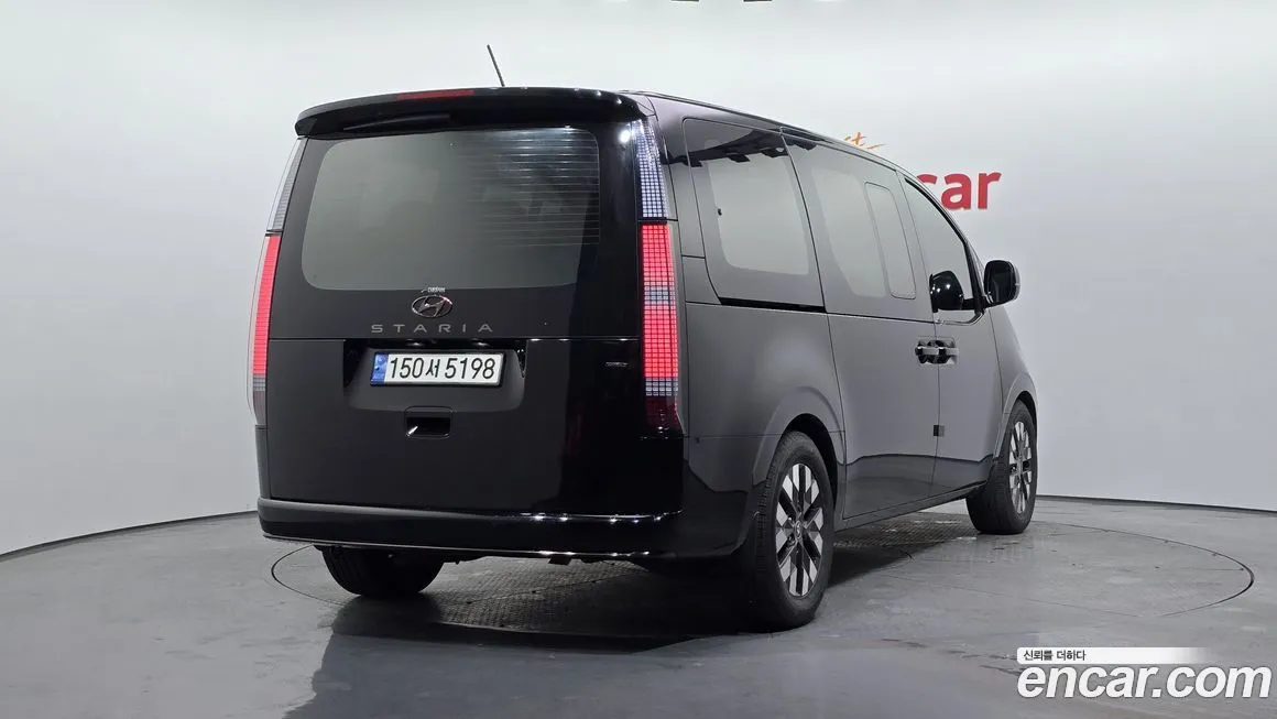 Hyundai Staria 2022 из KR, фото 3