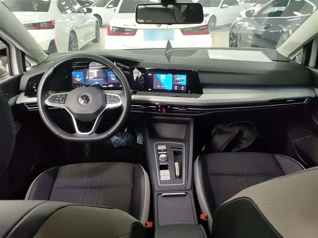 Volkswagen Golf 2021 из CN, фото 5