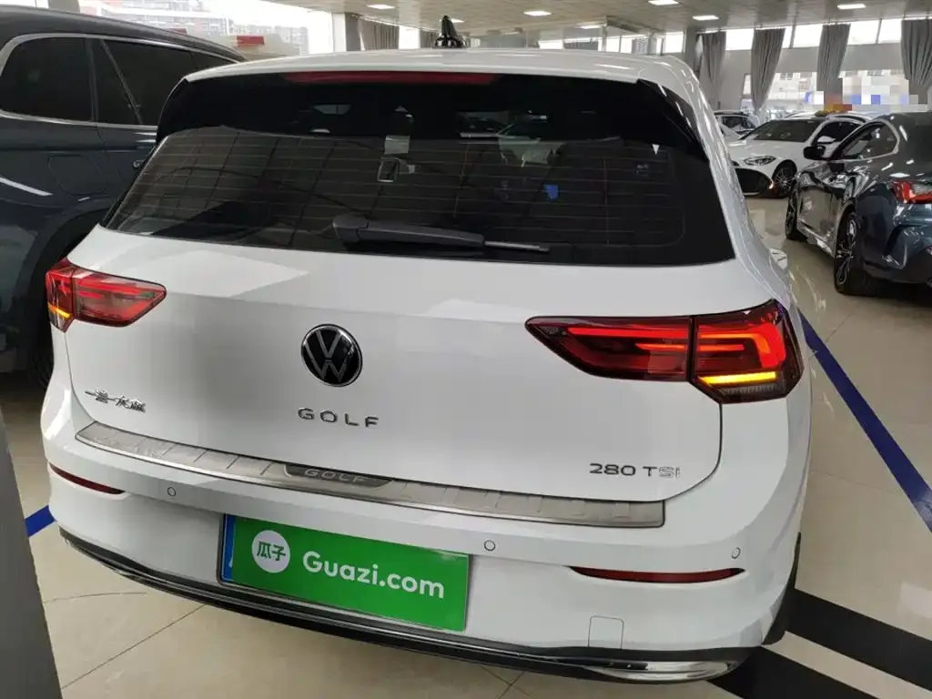 Volkswagen Golf 2021 из CN, фото 9