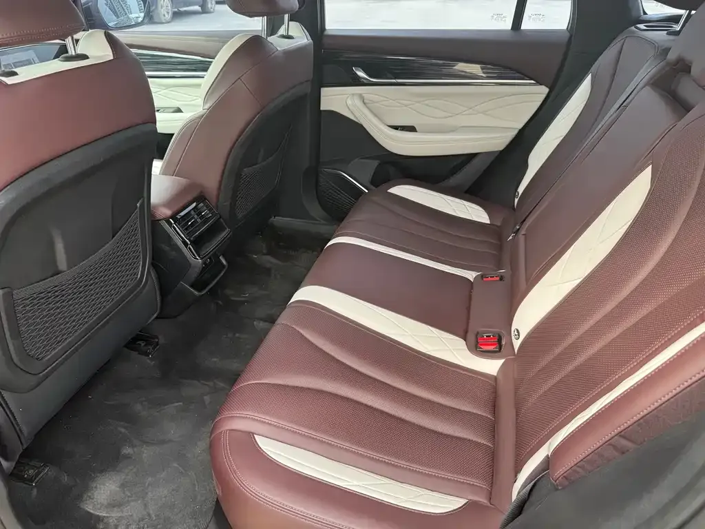 Geely Xingyue L 2021 из CN, фото 7