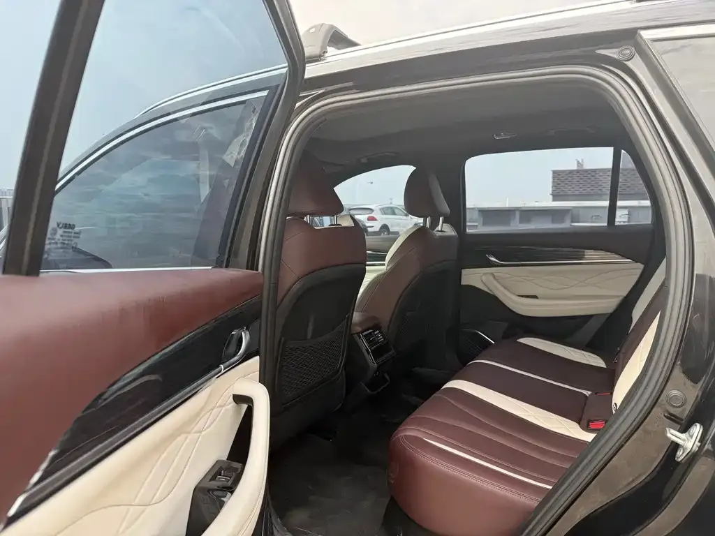Geely Xingyue L 2021 из CN, фото 5