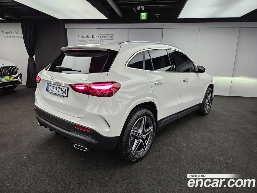 Mercedes-Benz GLA-Class — фото 8