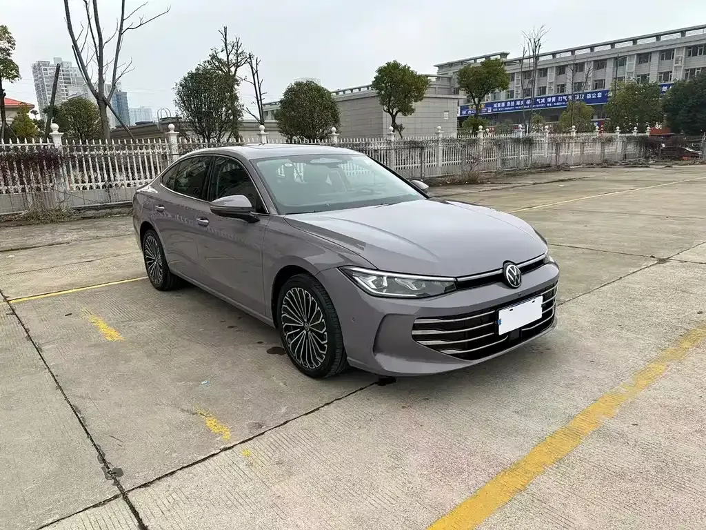 Volkswagen Passat 2024 из CN, фото 1