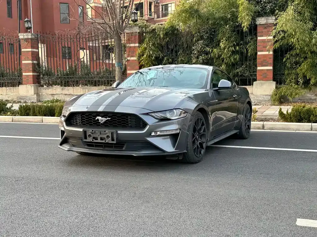 Ford Mustang 2022 из CN, фото 1