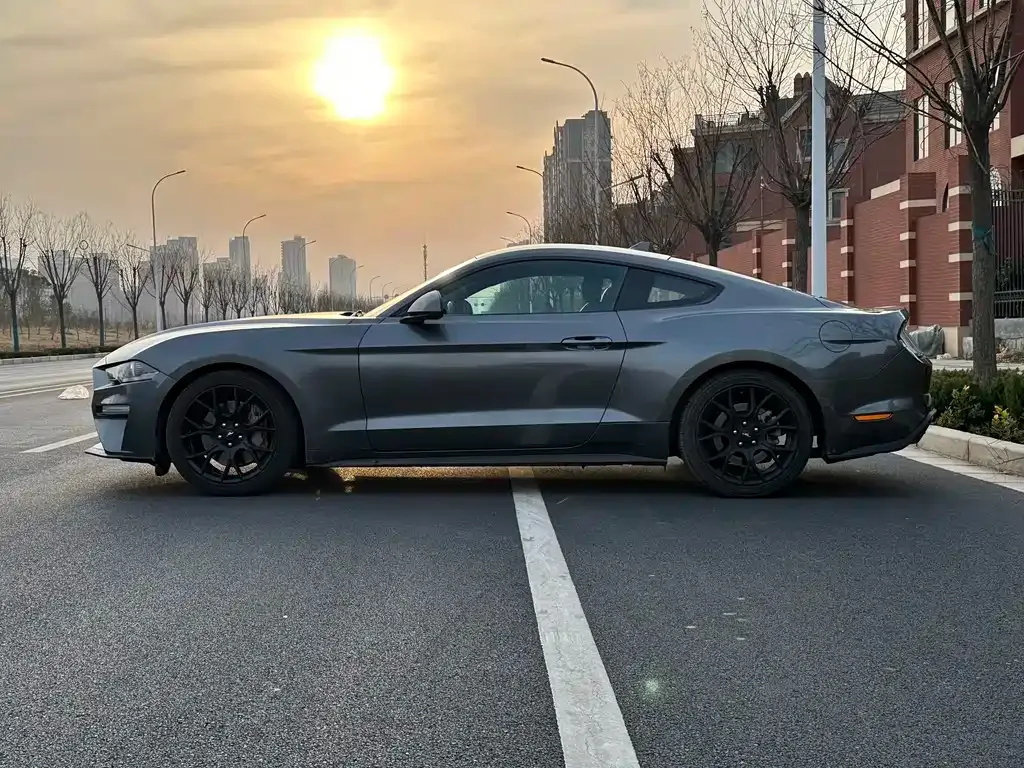 Ford Mustang 2022 из CN, фото 7