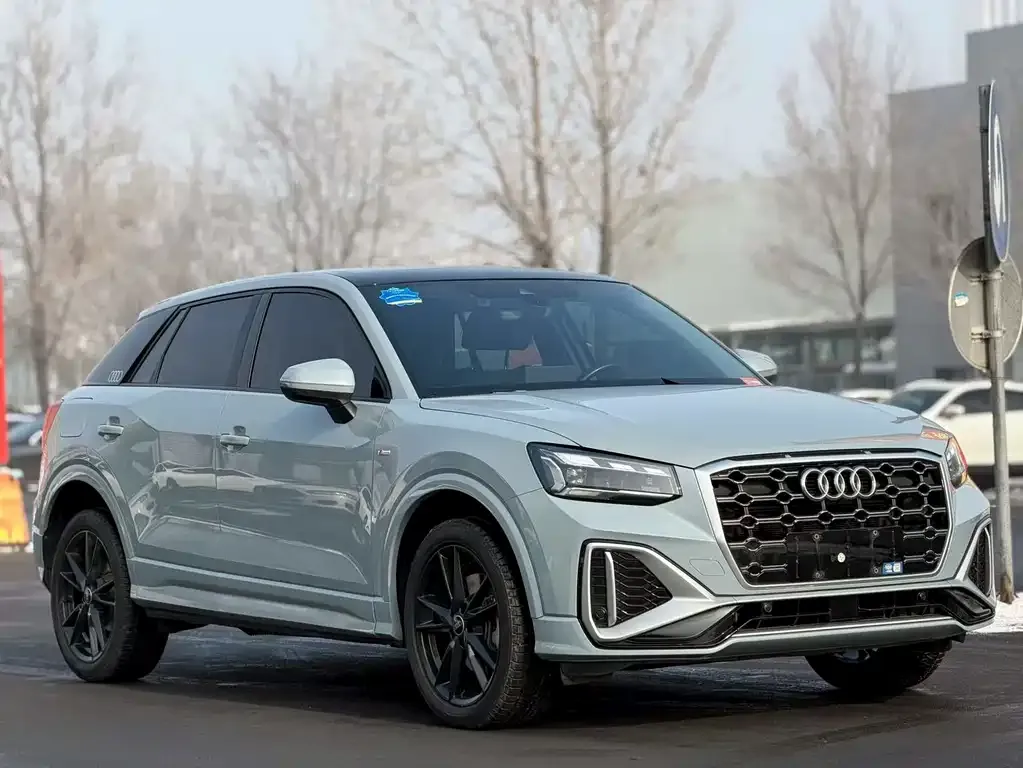 Audi Q2L 2023 из CN, фото 1