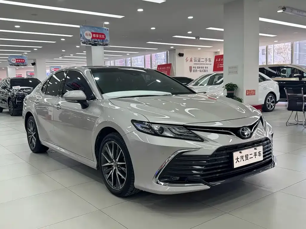 Toyota Camry 2021 из CN, фото 10