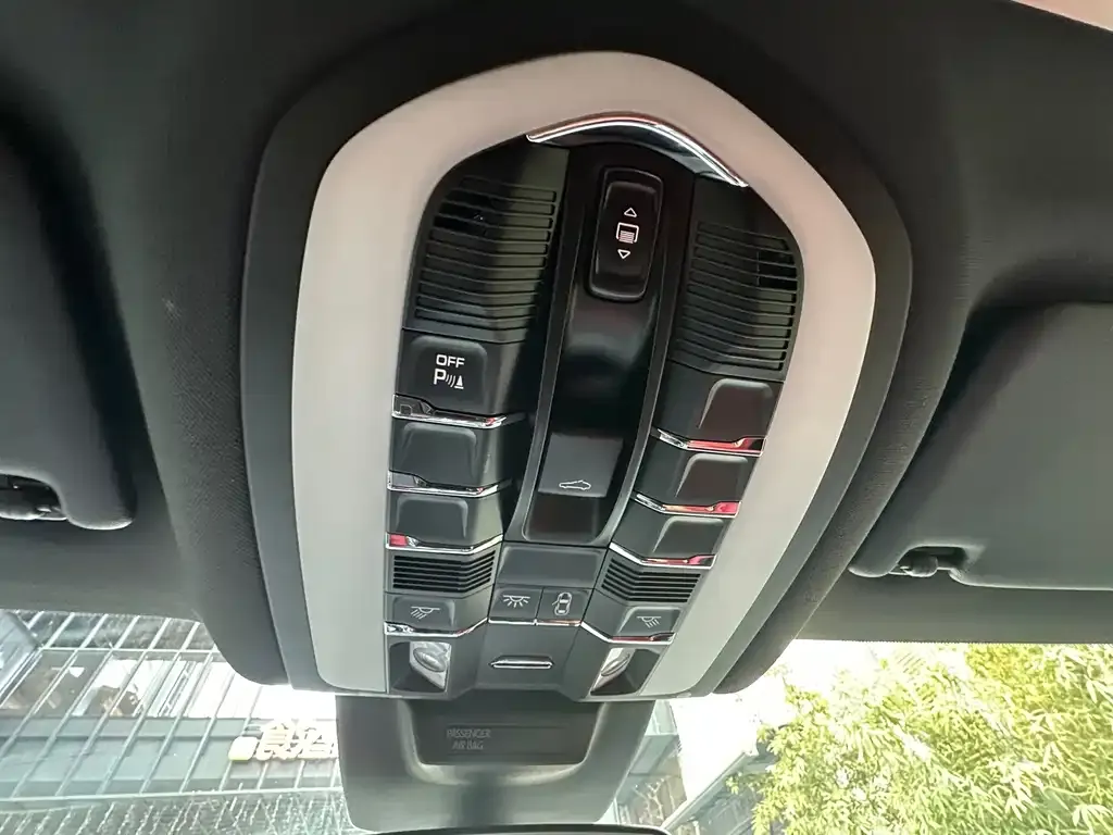 Porsche Macan 2021 из CN, фото 4