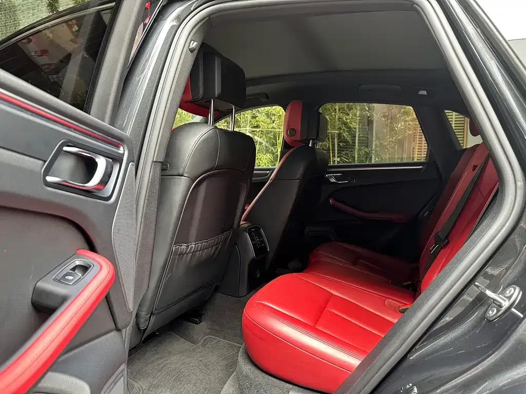 Porsche Macan 2021 из CN, фото 6