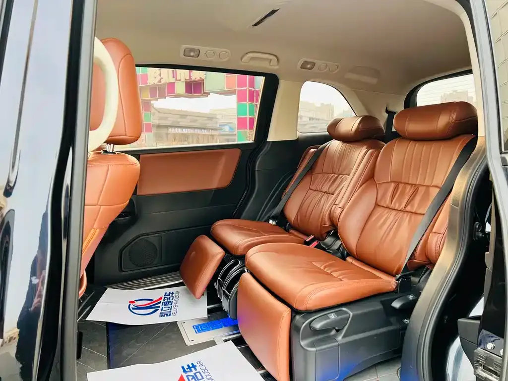 Honda Odyssey 2023 из CN, фото 2