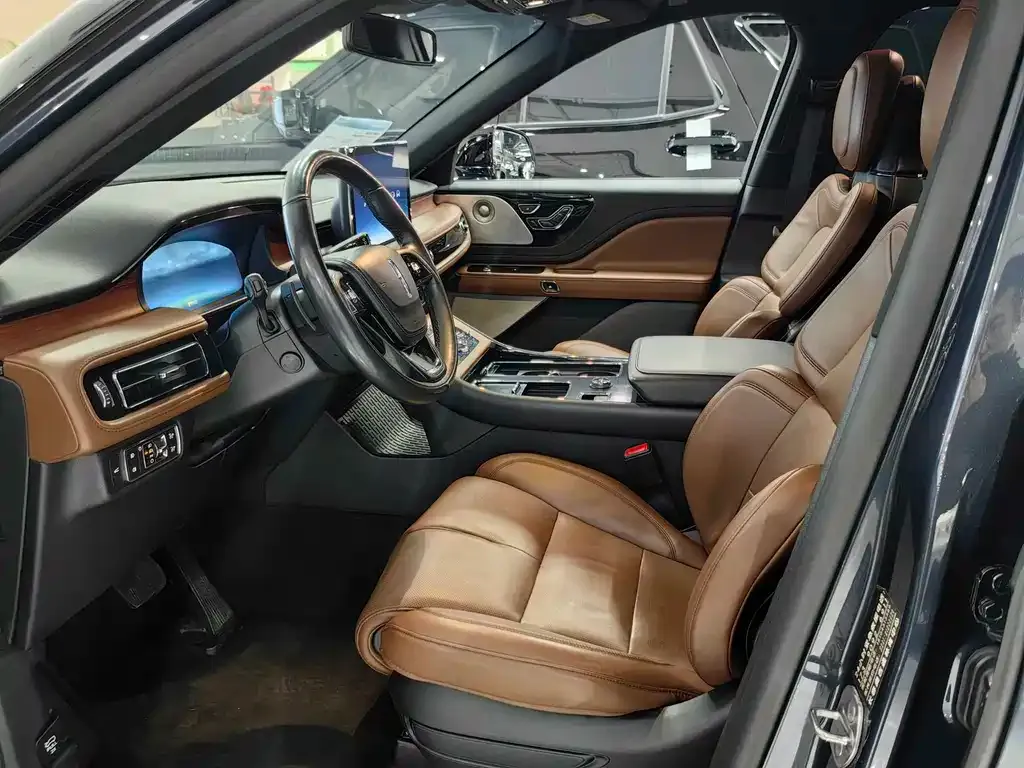 Lincoln Aviator 2021 из CN, фото 9