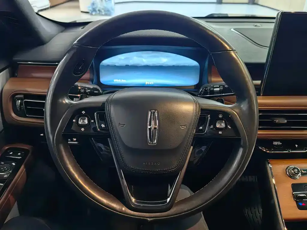 Lincoln Aviator 2021 из CN, фото 4