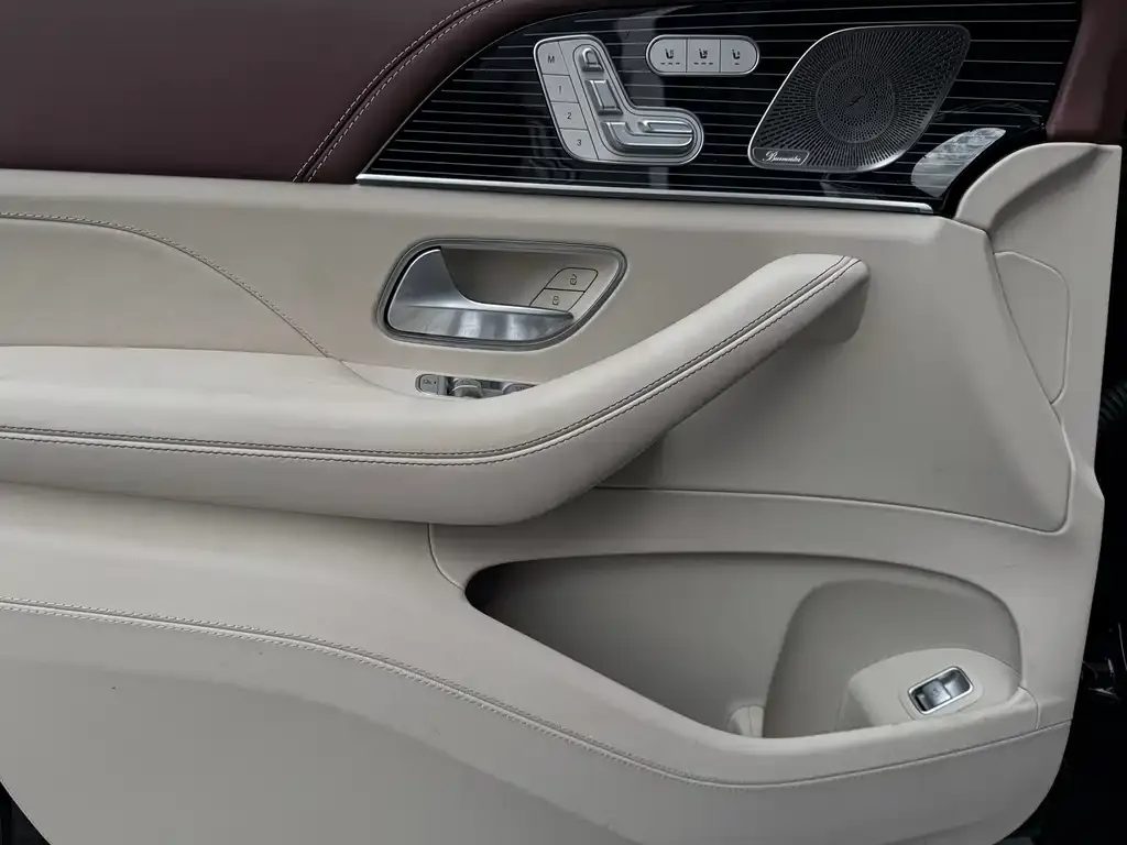 Mercedes-Benz GLS 2025 из CN, фото 8