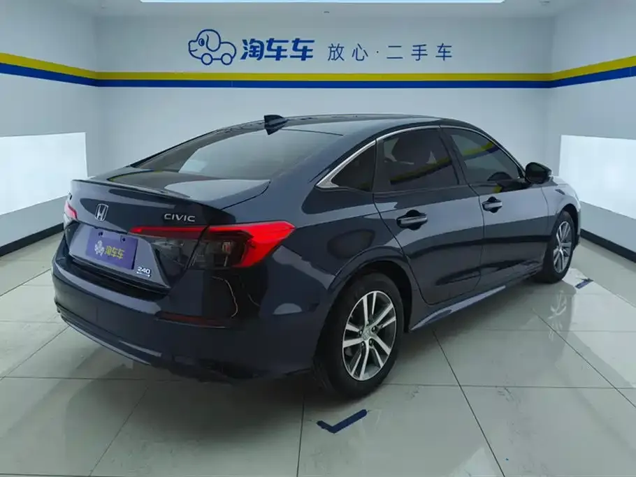 Honda Civic — фото 5