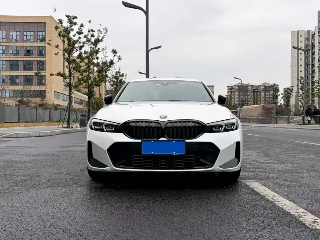 BMW 3 Series 2024 из CN, фото 9