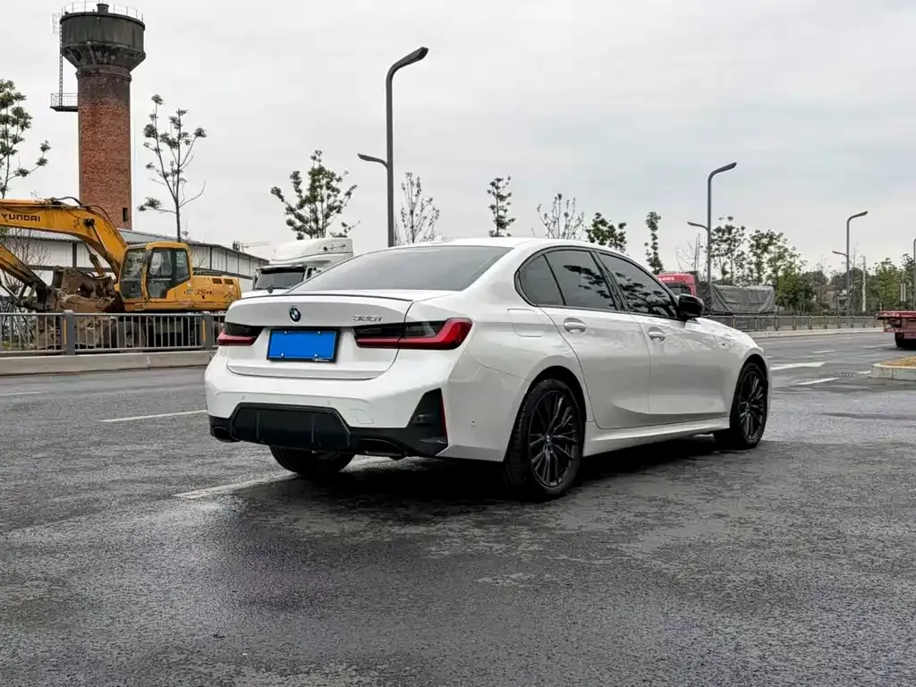 BMW 3 Series 2024 из CN, фото 4