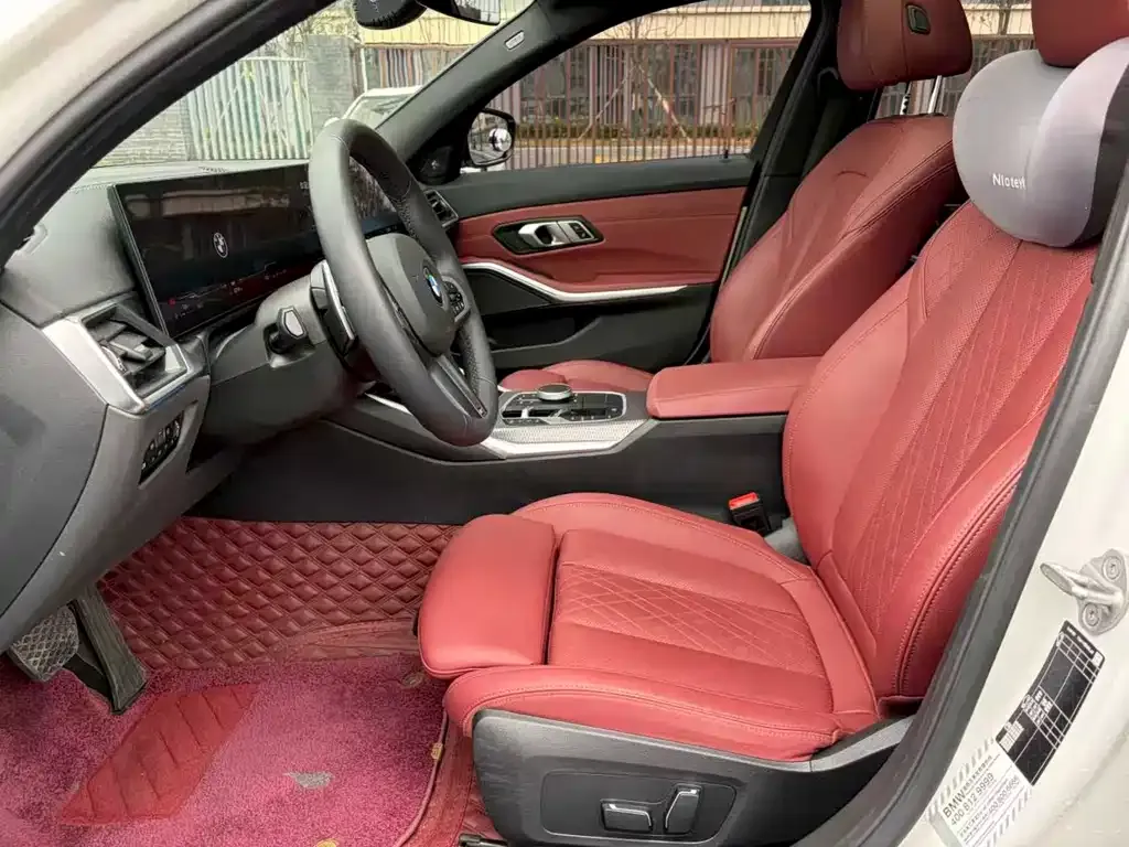BMW 3 Series 2024 из CN, фото 7