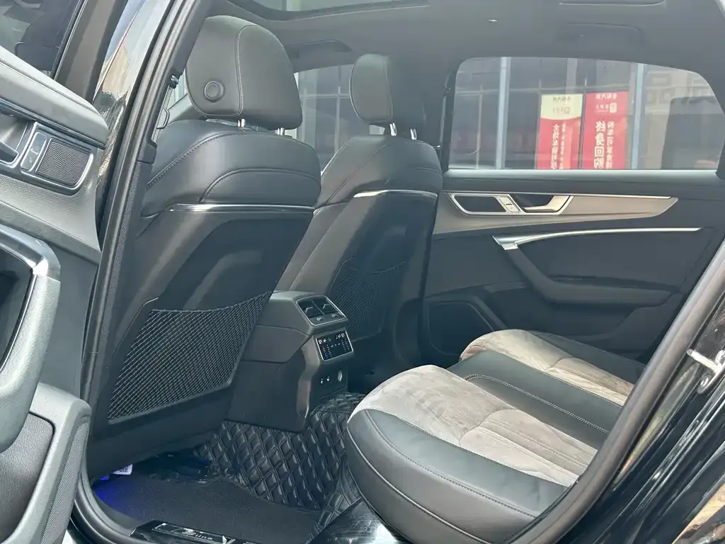Audi A6L 2024 из CN, фото 3