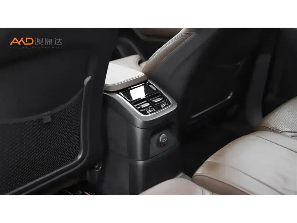 Volvo XC90 PHEV 2021 из CN, фото 4