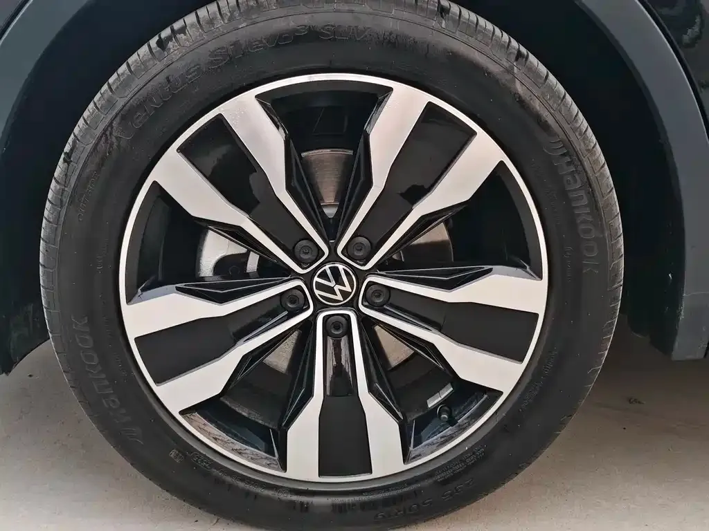 Volkswagen Tiguan L 2025 из CN, фото 4