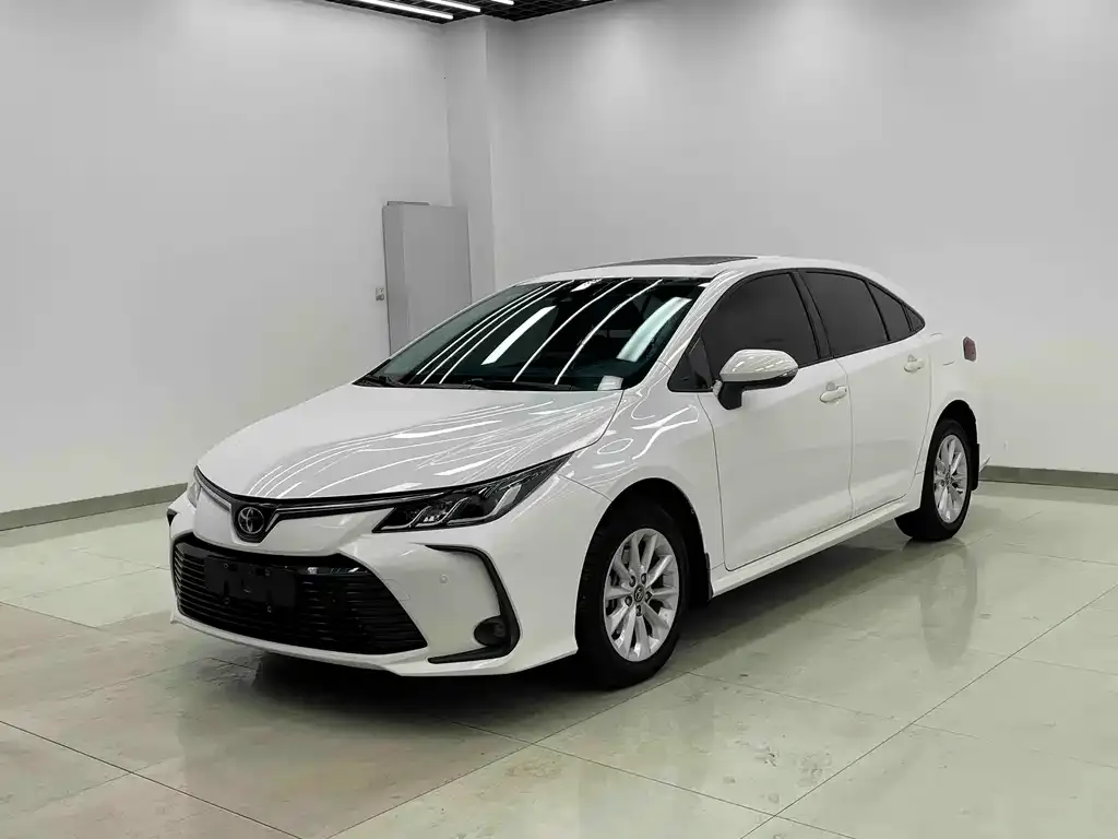 Toyota Corolla 2022 из CN, фото 1
